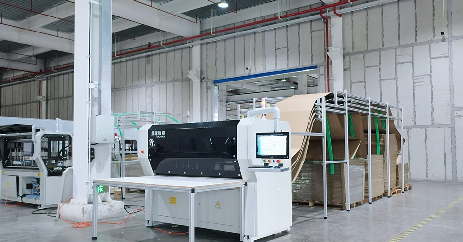 EXCITECH PACKAGING SOLUTION-Интелигентна картонена машина